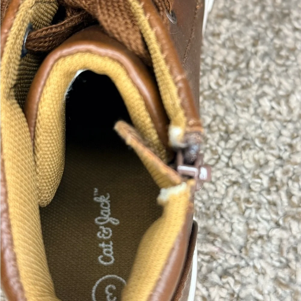 Cat & Jack stylish brown